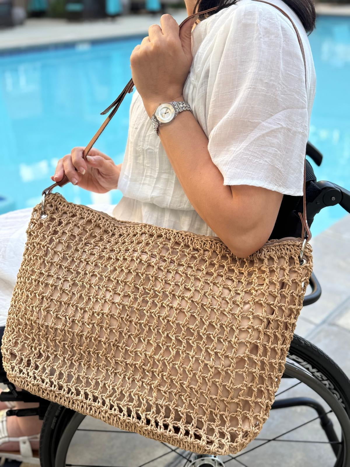 NORA handmade bag interior view with pockets – DEKORANI